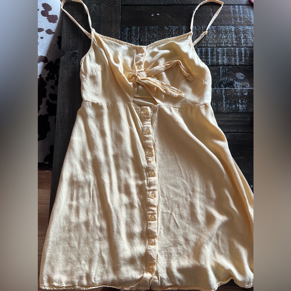 Pacsun Mini Yellow Sundress w/ cutout; Size XS; Used - good condition